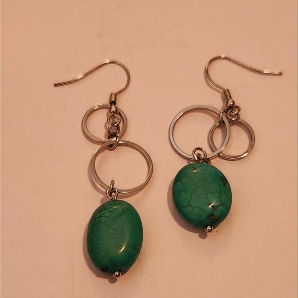 Turquoise dangle earrings - Picture 3 of 5